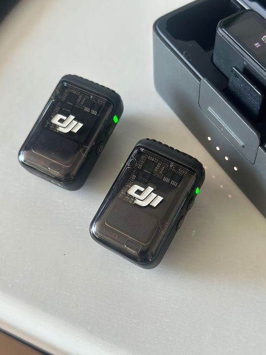 Микрофон DJI Mic 2 (2RX + 1TX + Charging case) черный