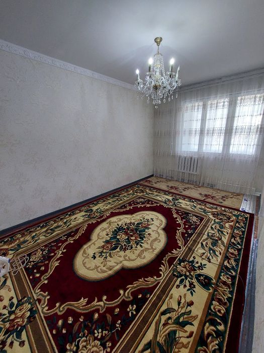 Prodayotsa Chilonzor 12 kv uy soriladi 1/1/4 arentir Farxot bozori