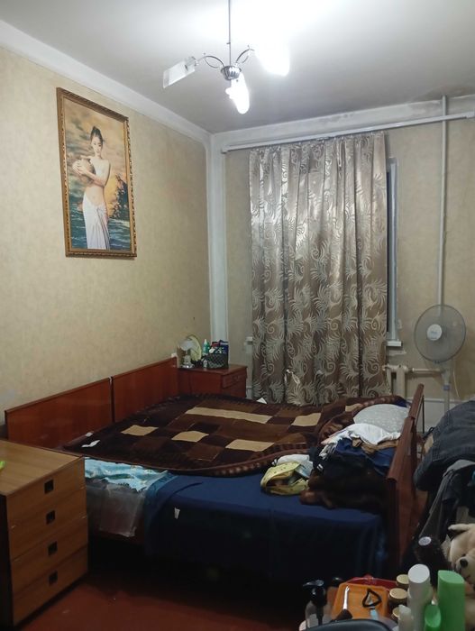 Продается 4- комнатная квартира на массиве куйлюк -3