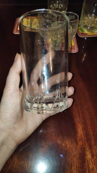 Рюмки и бокалы под напитки