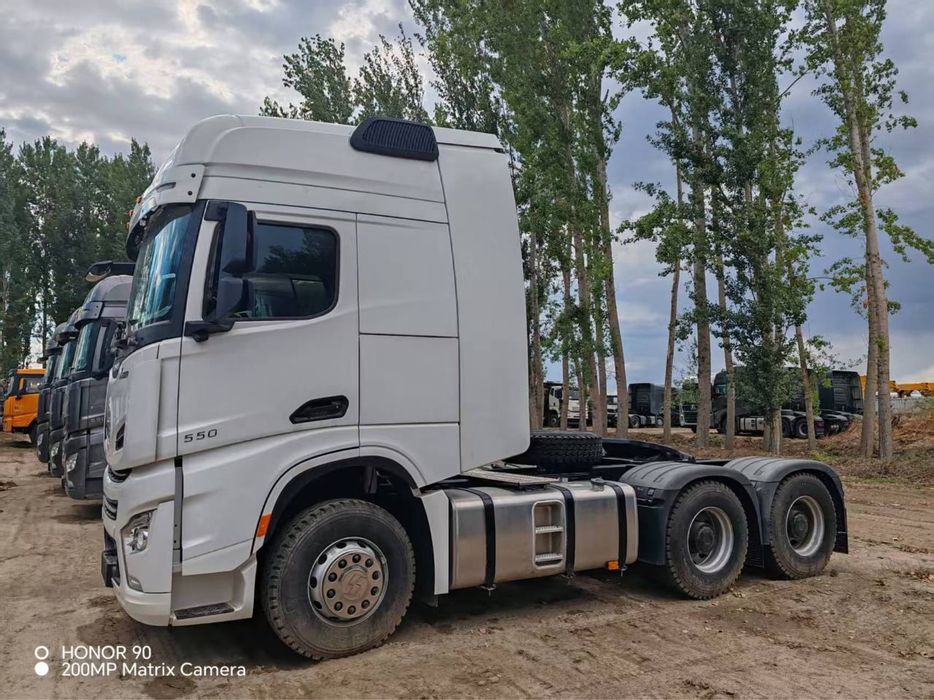 Продаётся седельный тягач Shacman X6000 kredit Lizing bor