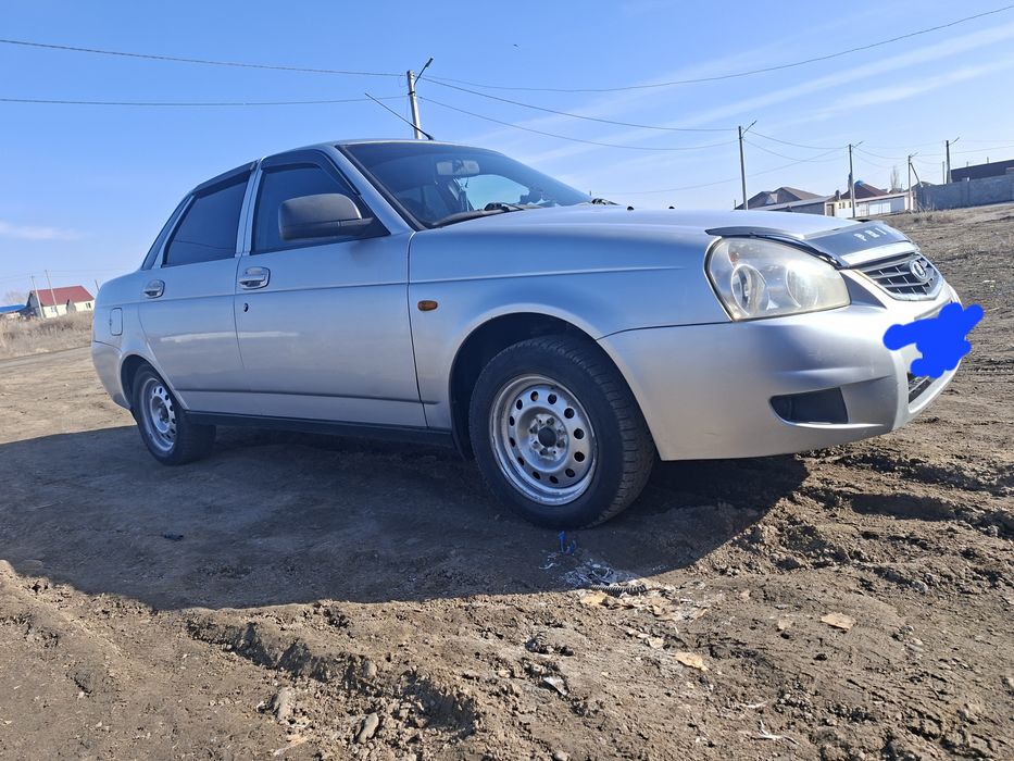 Продам приору ..