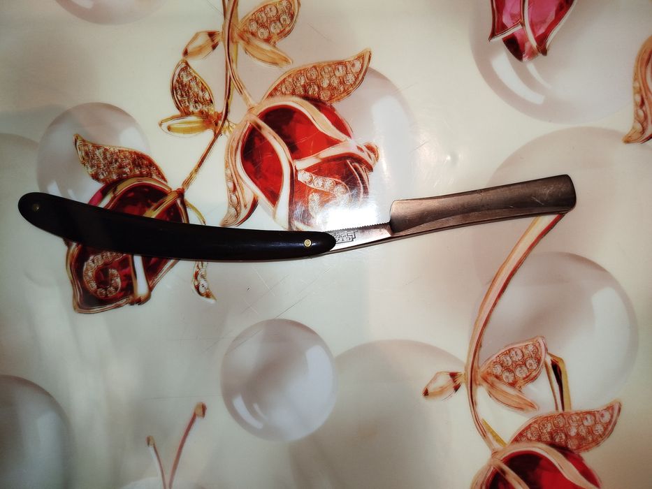 Продаю бритву СТИЗ 1960