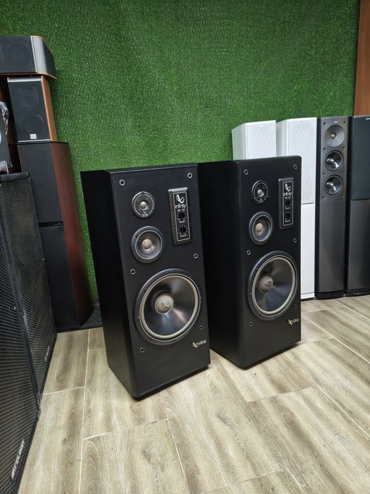 Тонколони INFINITY Studio Monitor 122
