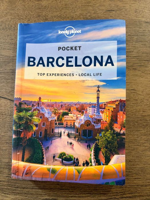 Barcelona Travel Guide and Map ||| Барселона Пътеводител и Карта