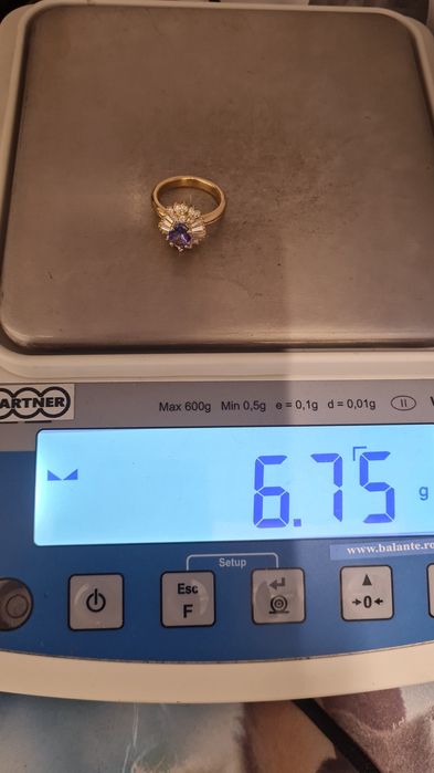 Inel din aur de 18k cu diamante și tanzanit Amanet BKG