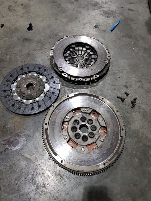 Kit ambreiaj volanta BNZ 2.5tdi vw t5 transporter caravelle multivan