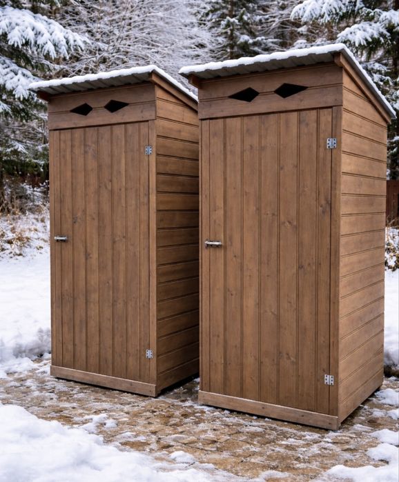 Wc/toaleta de curte din lemn