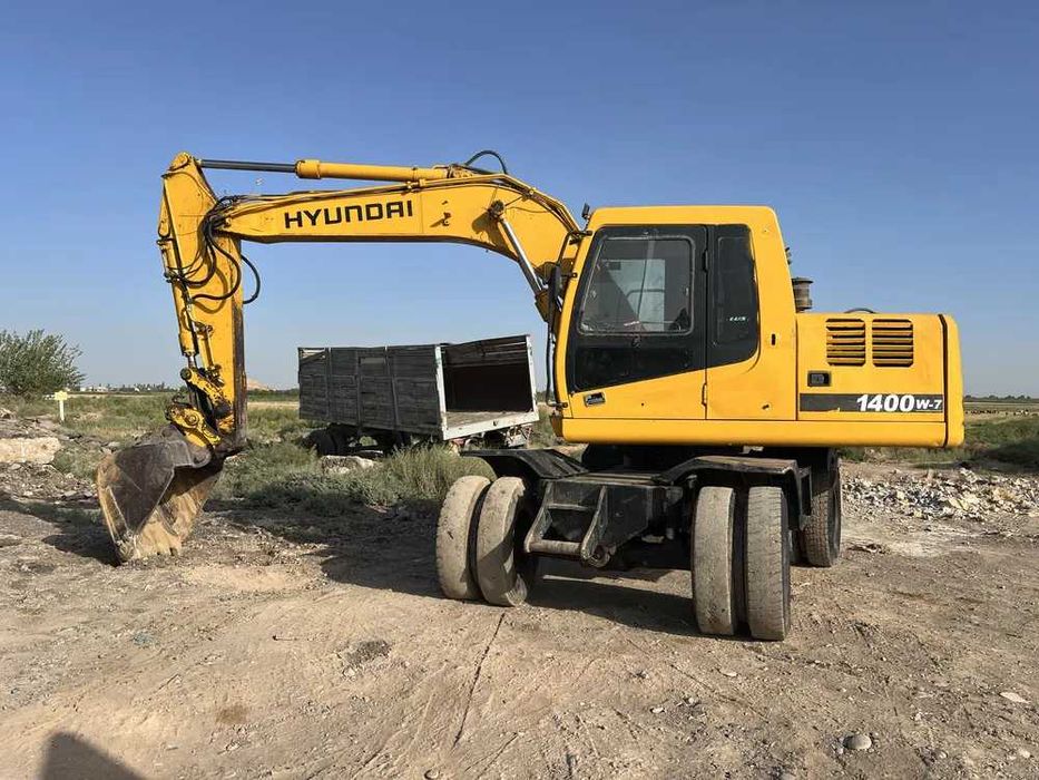 Sotiladi eskavator Hyundai 1400 lik 2004 yil