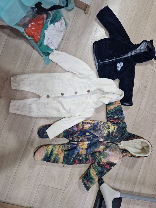 Три пакета вещей на мальчика