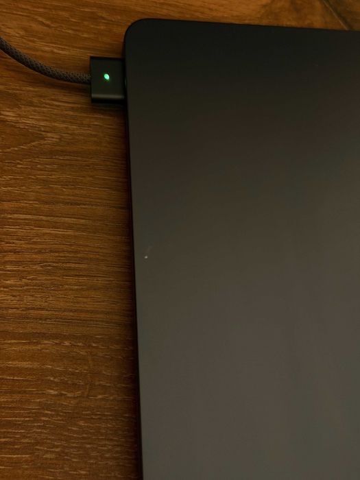 M3 MacBook Air 13 inch 8 gb