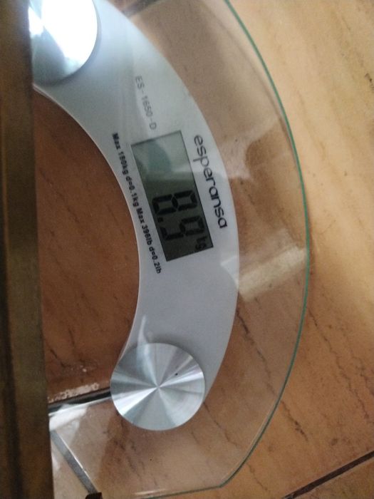 Продавам страхотен антикварен колекционерски бронзов каминен часовник.