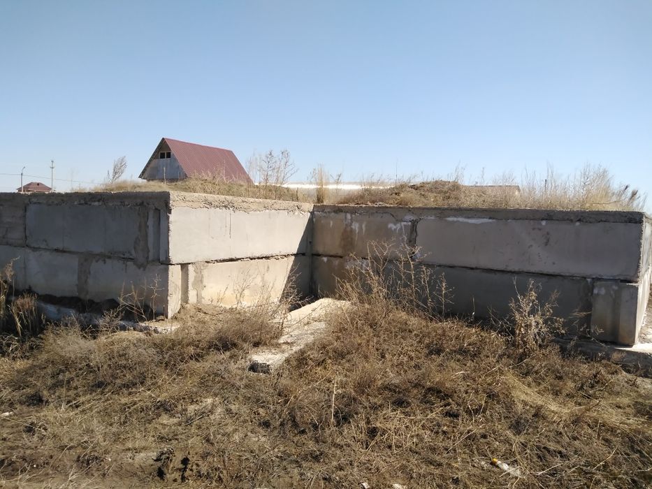 Продам участок с фундаментом