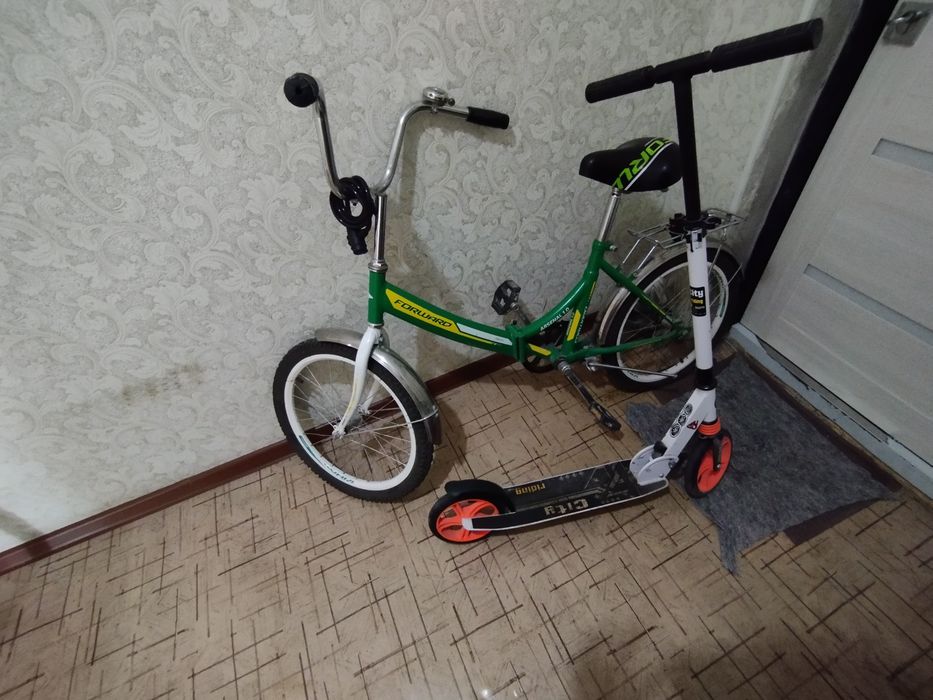 Продаю велосипед, самокат даром