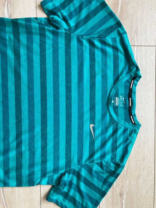 Найк Nike Running Dri Fit мъжка тениска размер L