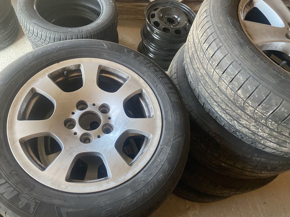 Jenti si anvelope diferite dimensiuni