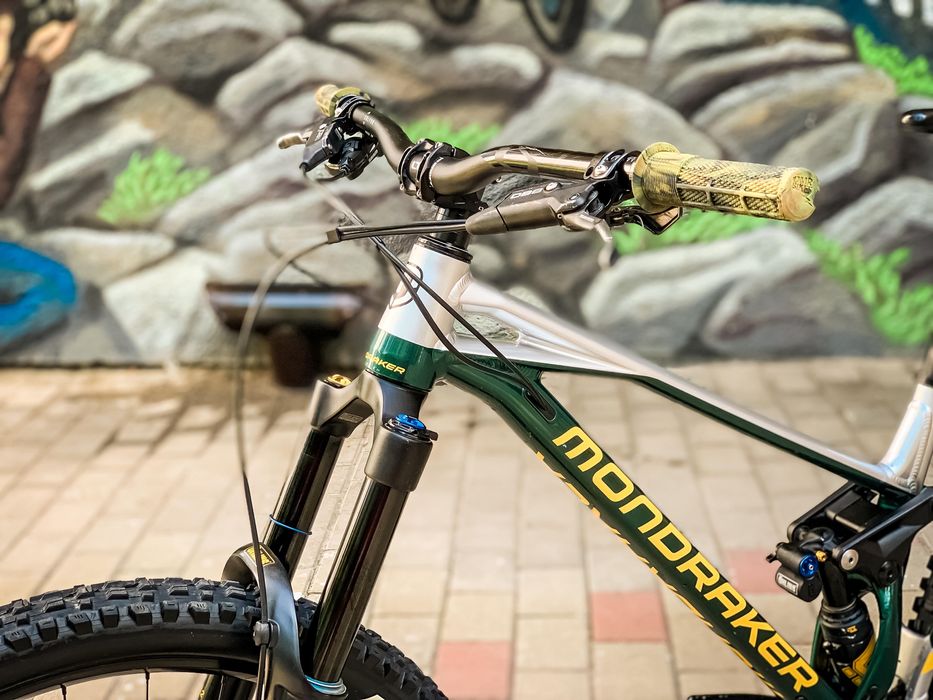 Mondraker superfoxy R