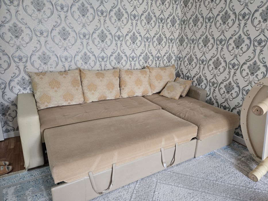 Угловой диван-кровать