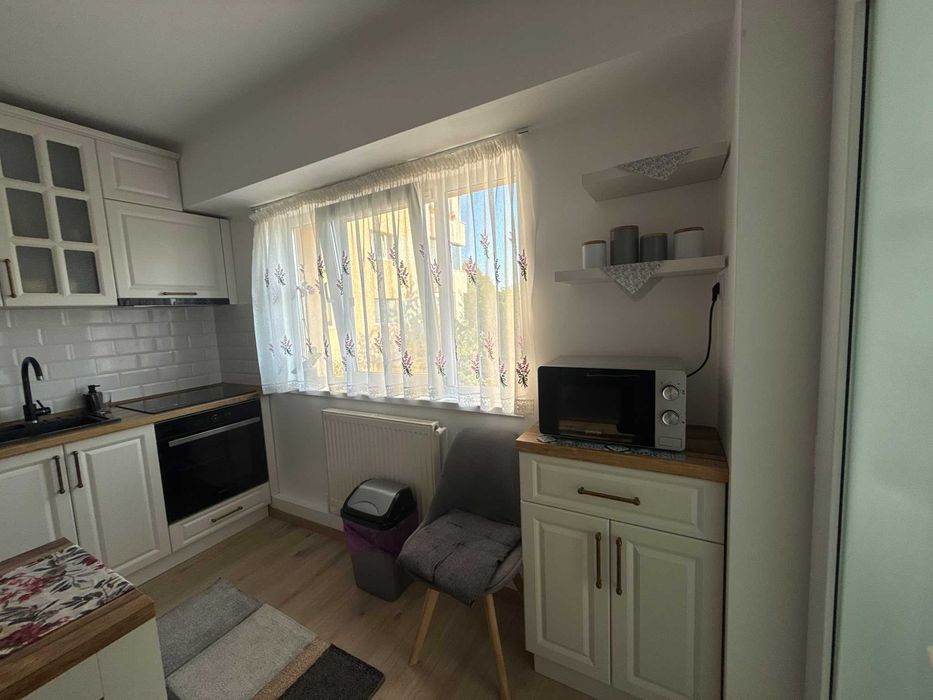 inchiriez apartament