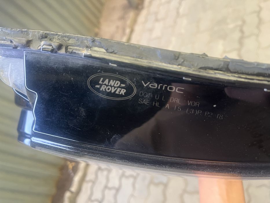 Стекло фары Range Rover