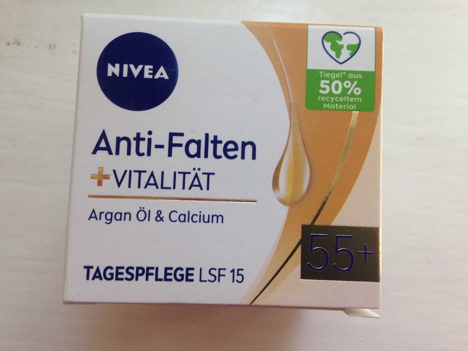 Продам солнцезащитный крем для лица и тела