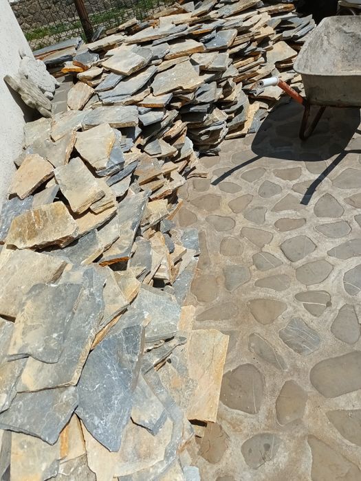 Depozit vând piatră de Grecia