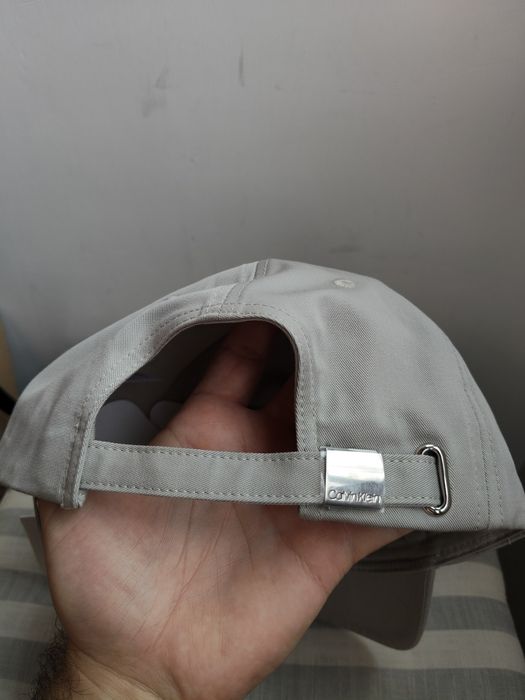 Calvin Klein șapcă unisex cu logo brodat culoare gri noua originala