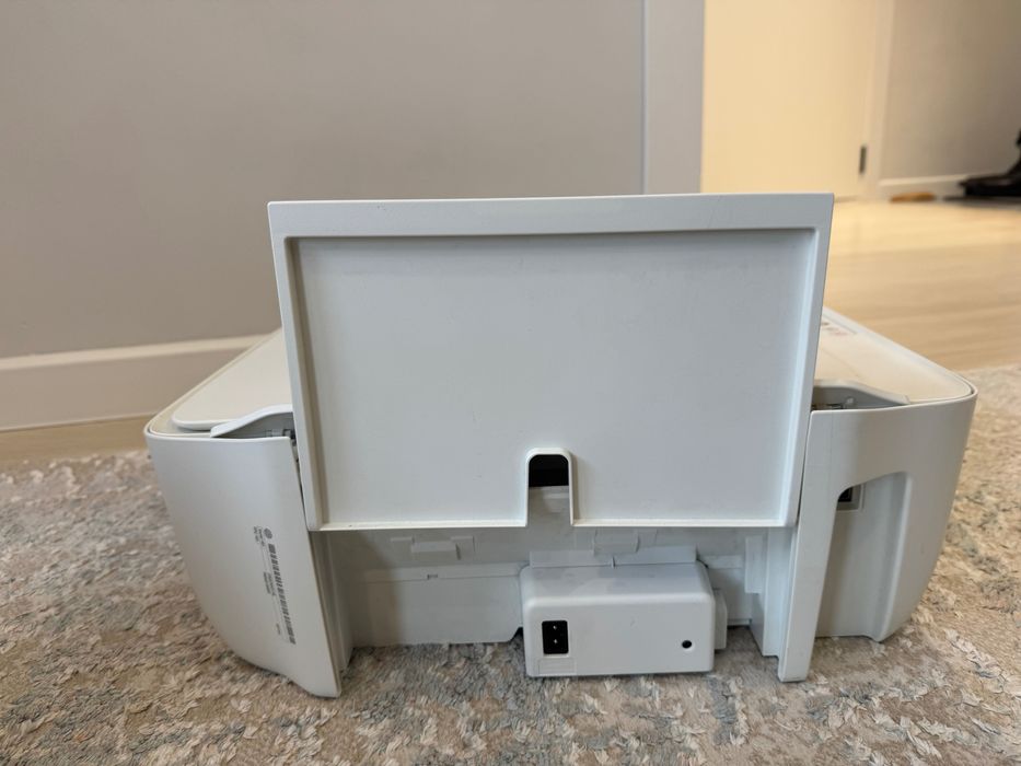 Продам принтер HP DESKJET 2320
