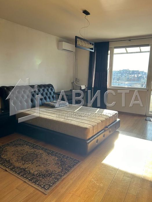 Дава се под наем Тристаен апартамент в София, Център - 120 кв.м за 1020 € - Снимка #5