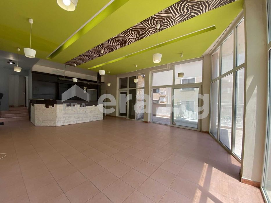 Дава се под наем Заведение в Варна, Бриз - 147 кв.м за 600 € - Снимка #1