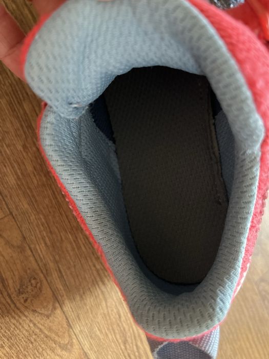 Кросовки детские на девочку