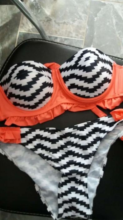 Costum de baie model bustiera cu push up/ franjuri