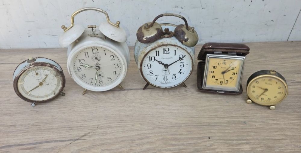 Ceasuri de masa vintage , lot 5 buc