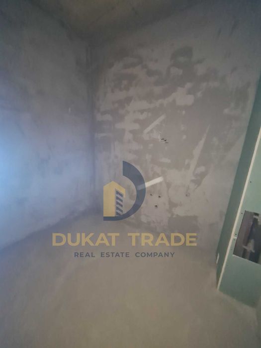 Продава се Тристаен апартамент в Варна, Колхозен пазар - 100 кв.м за 1493 €/кв.м - Снимка #8