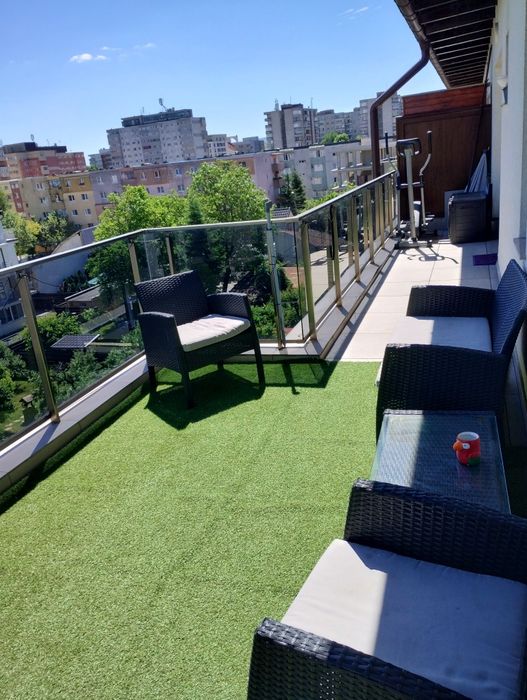 Persoana Fizica Vand apartament 3 camere zona Marasti