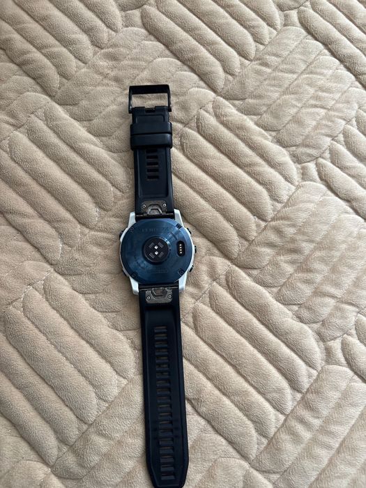 Продам часы FENIX 7x