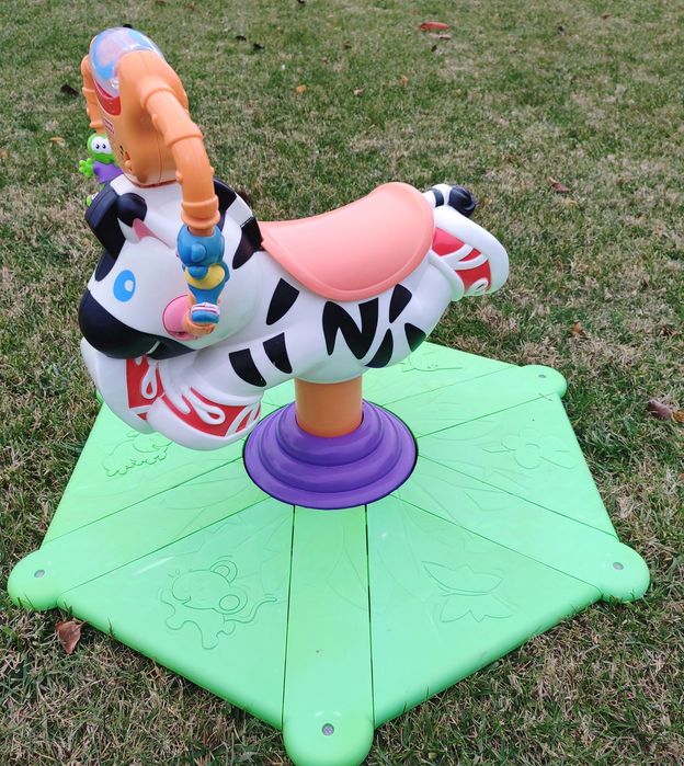 Fisher Price Зебра за яздене с музика и светлини