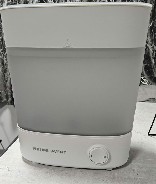 Продавам - електрически стерилизатор Philips Avent