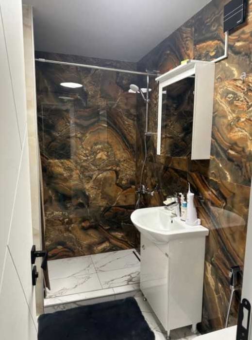 Продава се Тристаен апартамент в София, Център - 66 кв.м за 2463 €/кв.м - Снимка #8