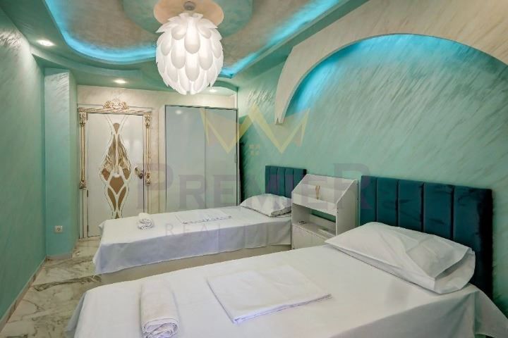 Дава се под наем Тристаен апартамент в Варна, Галата - 150 кв.м за 2500 € - Снимка #6