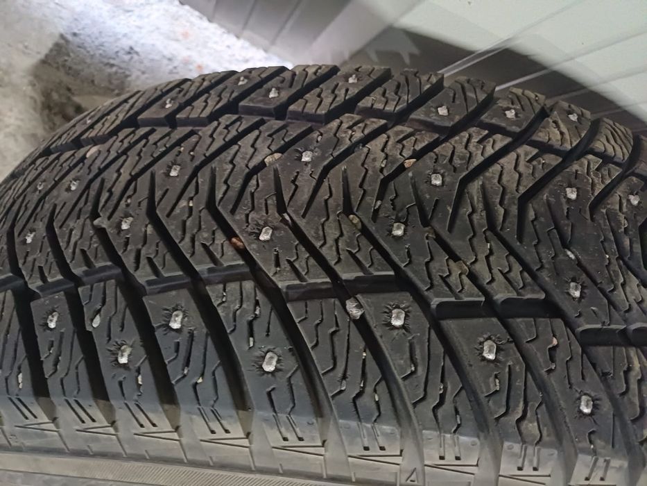 Продам резину с шипами