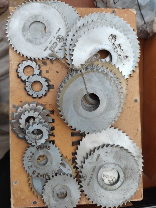 Фрезы по металлу. Новые. Цена за штуку.