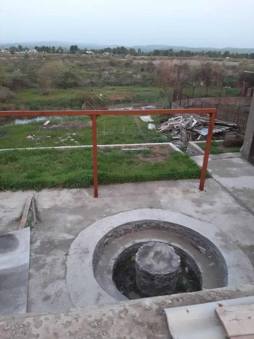 Продается  дача в Чирчике !