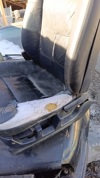 Кожанные седения с подогревом е34