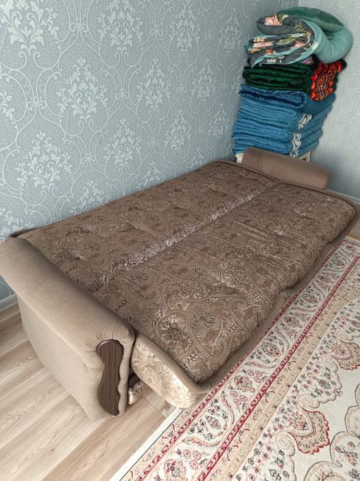 Продам диван для зала и спальни