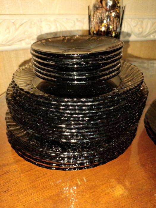 Продам сервиз 44 предмета