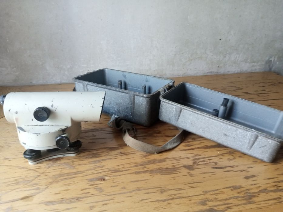 Продам нивелир Н - 3К.
