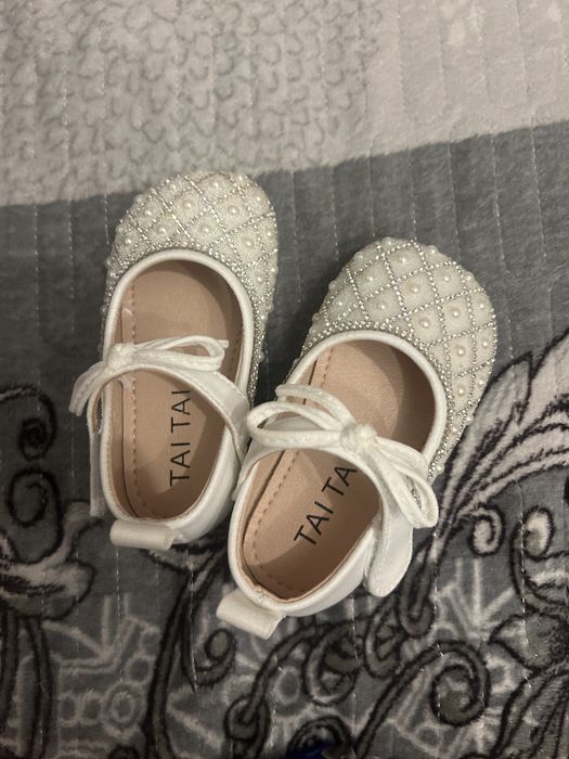 Туфли детские нарядные