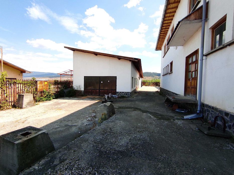 Ракитово, работещ бизнес, промишлена сграда-склад