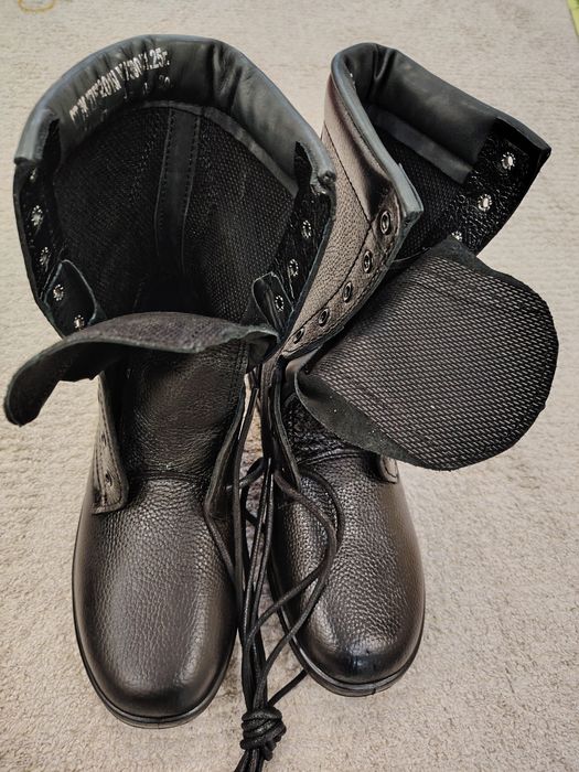 Берцы, ботинки с высоким берцом